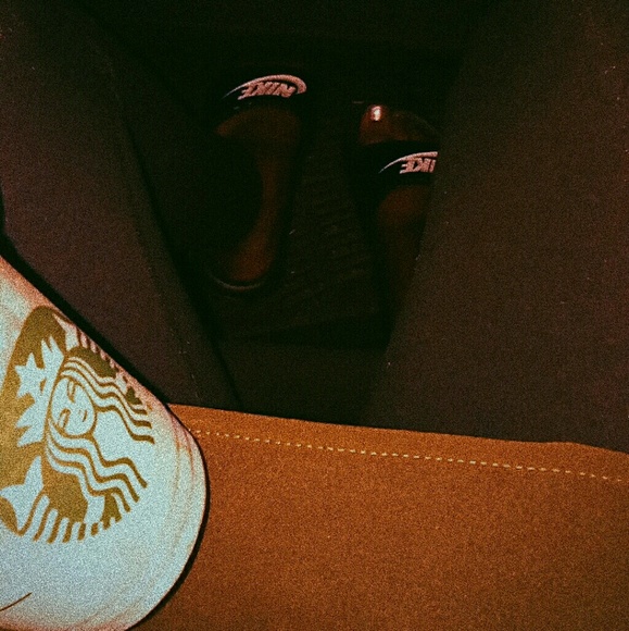 Meet your Posher, Hazel - Picture 1 of 1